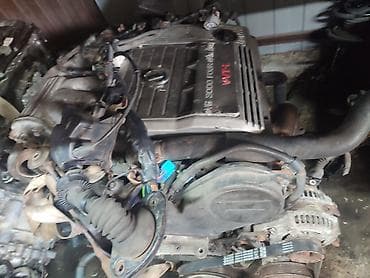 Бензиновый мотор Nissan 3 л