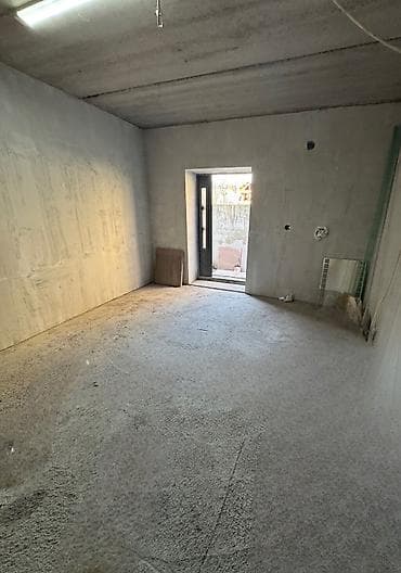 земля купить: Сдаётся в аренду участок, 8 сотых, большое подвальное помещение — 1