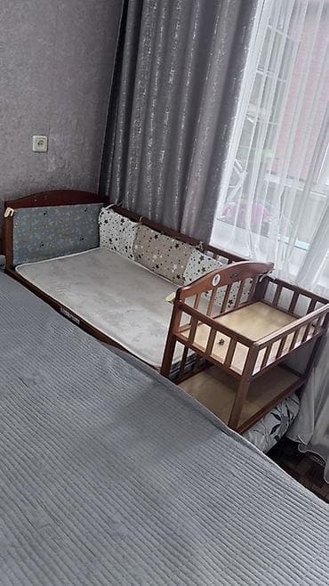 калесики: Детская приставная кроватка, С колесиками, цвет - Коричневый — 2