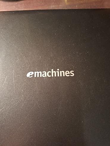 sky vision: Продаю ноутбук. В отличном сосотоянии 2) Портативный кассетный — 1