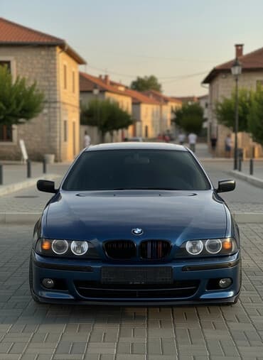 сколько стоит дом на колесах в кыргызстане: BMW 5 series: 2002 г., 2.5 л, Автомат, Бензиновая, Седан — 1