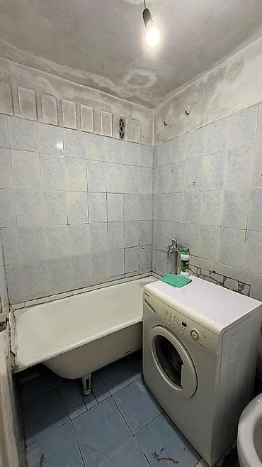 Квартиры: 2 комнаты, 45 м², Юг-2 мкр 104 серия, 3 этаж, Требуется ремонт — 4