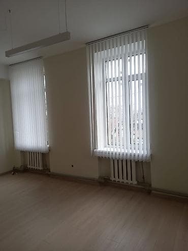 учебный класс: Сдаю офисное помещение, 44 кв.м (2 комнаты) 60 000 сом. Адрес — 1