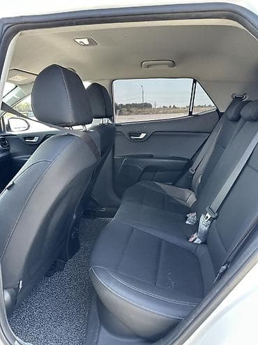 sprinter 2 9: Kia Stonic: 2020 г., 1.4 л, Автомат, Бензин, Кроссовер — 10