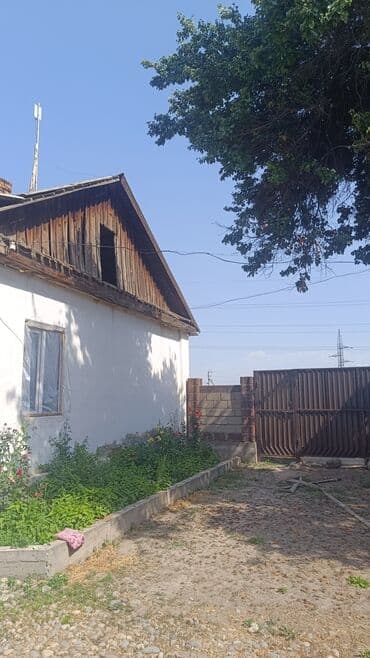 полдом: Полдома, 48 м², 3 комнаты, Собственник, Старый ремонт — 2