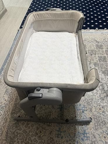 doona x: Детская приставная кроватка, Б/у, Без колесиков, цвет - Серый — 1