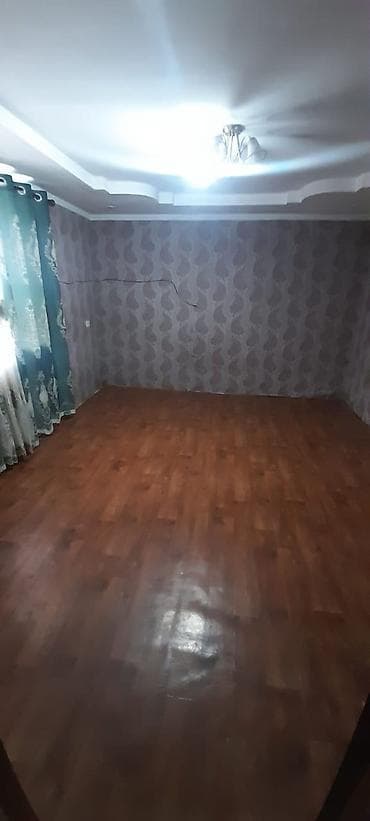 ежемесячная аренда дома: 48 м², 3 комнаты, Забор, огорожен — 3