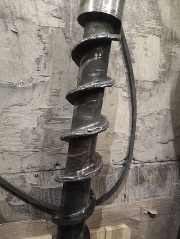 в аварийном нерабочее требует ремонта ненаходу вложений покраска: Рихтовка, сварка, покраска, с выездом — 3