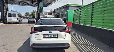 audi a6 c6: Toyota Prius: 2019 г., 1.8 л, Вариатор, Гибрид, Лифтбек — 4