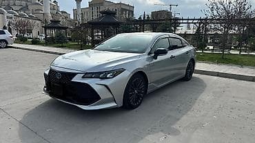 обмен на гелик: Toyota Avalon: 2020 г., Гибрид, Седан — 1