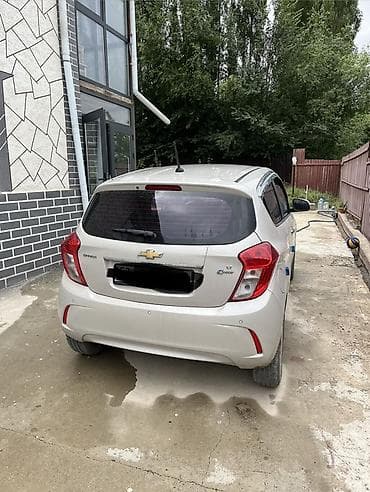 i 20: Chevrolet Spark: 2016 г., 1 л, Автомат, Бензин — 4