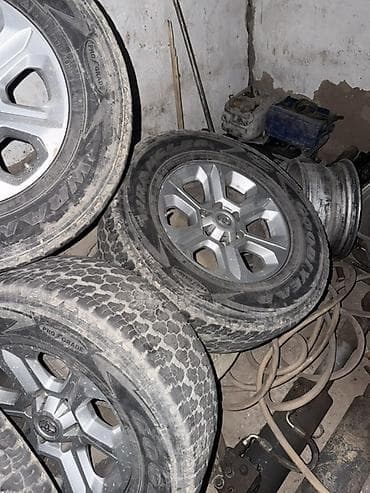 тайотта сурф: Комплект автомобильных колес с дисками на Toyota 4Runner - Литые — 2