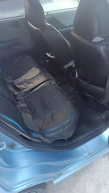 сиденья фит: Honda Fit: 2003 г., 1.3 л, Автомат, Бензин, Хэтчбэк — 2