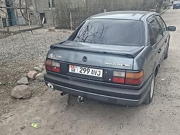 changan x5: Volkswagen Passat: 1989 г., Седан — 5