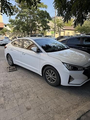 Hyundai Avante: 2018 г., 1.6 л, Седан — 5