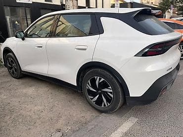машины китайцы: Changan Qiyuan Q05: 2026 г., 0.1 л, Автомат, Электромобиль, Кроссовер — 7