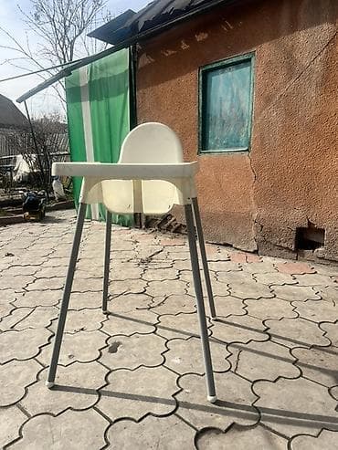 Швейные стулья: Стул для кухни, Б/у, Пластик, цвет - Белый — 1