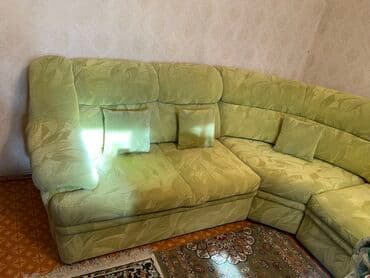 диван с подушками: Угловой диван, C подушками, Трехместный — 3