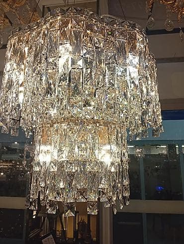 Каскадная хрустальная люстра - Тип: подвесная многоярусная люстра -
