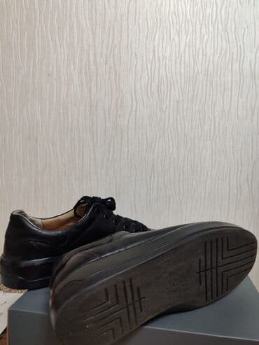 обувь ecco: Мужские кроссовки, 40, Ecco, Б/у, цвет - Черный, Самовывоз — 2