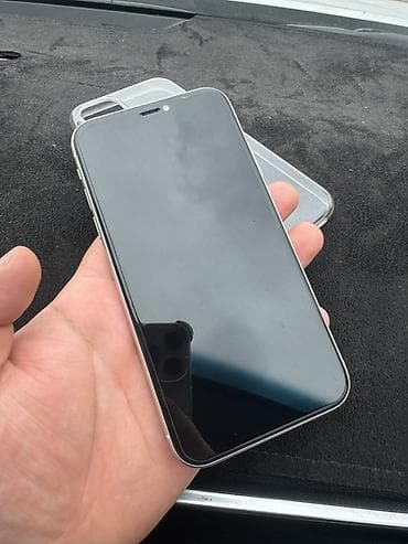 hisense 49: IPhone 11, Белый, Чехол, 75 % — 2