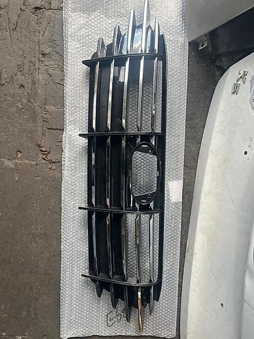 Решетка радиатора Mercedes-Benz Аналог