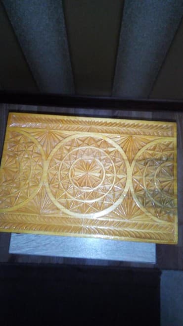 чехол для xs: Шкатулка ручной работы новая 35* 17 см, внутри обшита синим красивым — 2