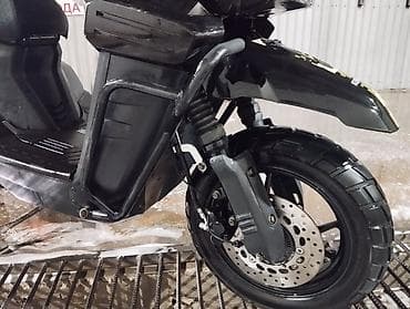 лобов: Тип скутера Tank, 180 куб. см, Бензин, Б/у — 8