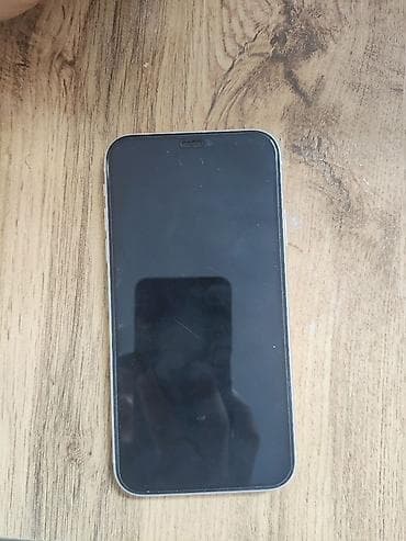 iphone 11 plus: IPhone 11, 128 ГБ, белый - Экран 6.1" Liquid Retina HD (IPS), True — 2