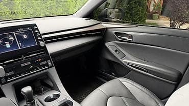 бизнем: Toyota Avalon: 2018 г., 2.5 л, Вариатор, Гибрид, Седан — 8