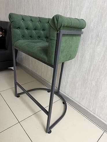 Барные стулья: Барный стул, Б/у, Железо — 4