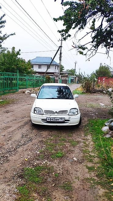 люки крыши: Nissan March: 2001 г., Бензин, Хэтчбэк — 2
