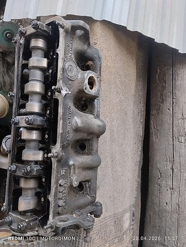 подшипник генератора: ГБЦ Volkswagen 1992 г., 1.8 л, Б/у, Оригинал, Германия — 1