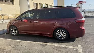семейный авто: Toyota Sienna: 2019 г., 3.5 л, Автомат, Бензин, Минивэн — 3