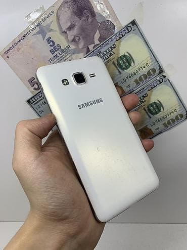 Samsung Galaxy J5 Prime, Б/у, 8 ГБ, цвет - Белый, 1 SIM, 2 SIM — 3