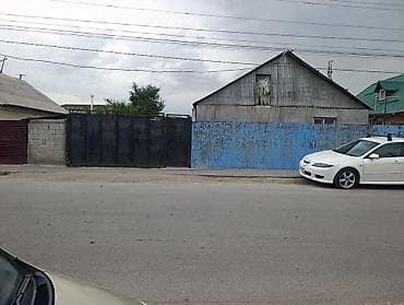 продажи квартиры: Продаётся жилой дом с закрытым двором и хозяйственными постройками. - — 1