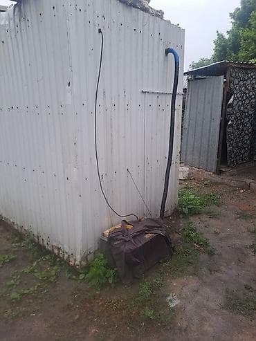 холодилники: 325 * * 225 см 215 — 4
