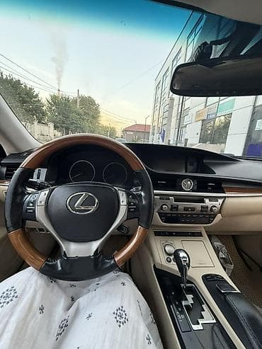 фары ist: Lexus ES: 2013 г., 2.5 л, Автомат, Гибрид, Седан — 6