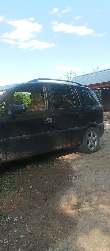 Opel Zafira: 2001 г., 1.8 л, Механика, Бензин, Минивэн — 8