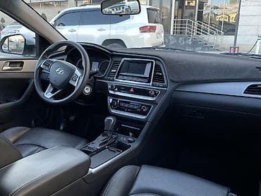camry 2 4: Hyundai Sonata: 2019 г., 2 л, Автомат, Газ, Седан — 9