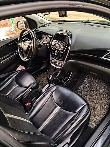 rd 1: Chevrolet Spark: 2018 г., 1 л, Автомат, Бензин, Хэтчбэк — 6