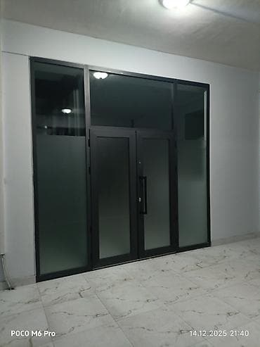 дверь для душа: Стеклянные конструкции на заказ - Изготовление и монтаж душевых — 6