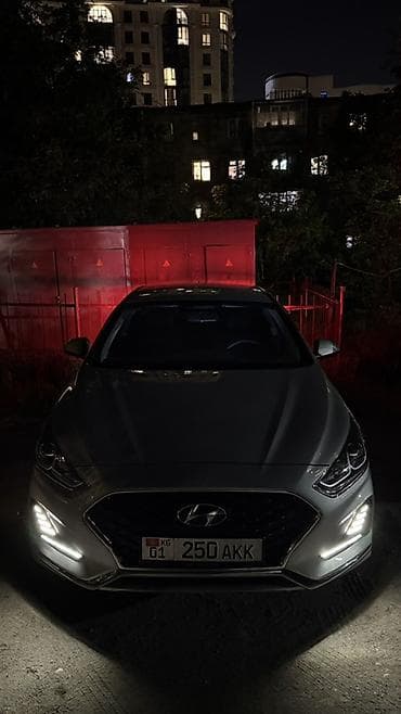 Транспорт: Hyundai Sonata: 2023 г., 2 л, Автомат, Газ, Седан — 9