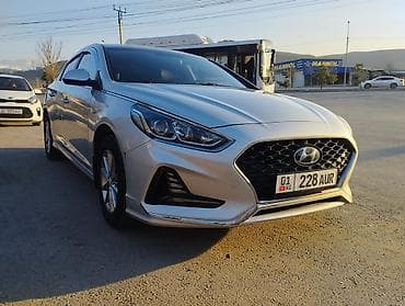 audi q3: Hyundai Sonata: 2020 г., 2 л, Автомат, Бензин, Седан — 1