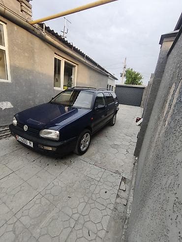 mazda 2005: Volkswagen Golf: 1995 г., Механика, Универсал — 1