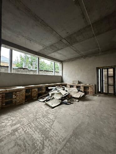 ак ордо дом бизнес: Продается здание под бизнес(кафе,чайхана) 5 соток земли (красная — 12