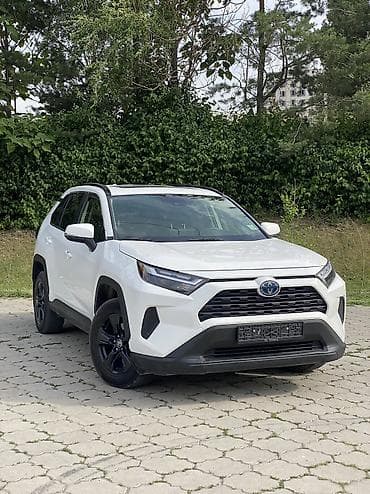 Toyota RAV4: 2023 г., 2.5 л, Вариатор, Гибрид, Кроссовер
