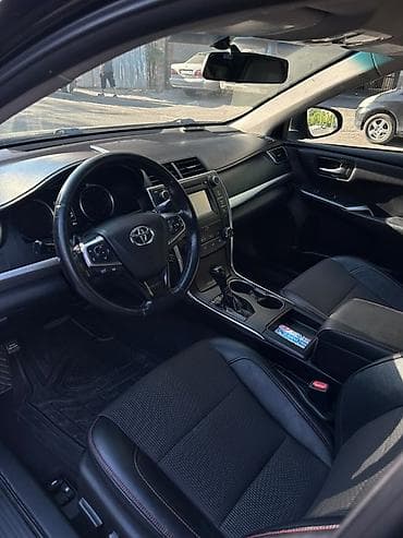 Продажа авто: Toyota Camry: 2017 г., Автомат, Бензин, Седан — 5