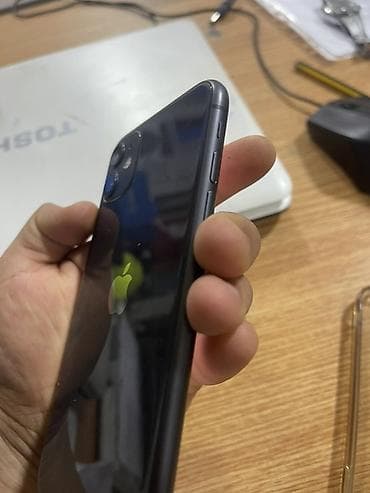 IPhone 11, Черный, Чехол, 74 %