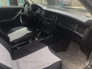 Audi: Audi 80: 1989 г., 2 л, Бензин, Седан — 8